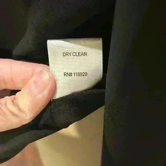 Chiffon Blouse with Ruffle Details **No Size** Fits like M - Picture 6 of 10